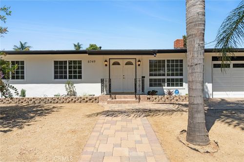 8749 Norwich Ave, North Hills, CA, 91343-5530 | Card Image