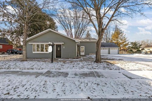 135 Rose Street, North Fond Du Lac, WI, 54937 | Card Image