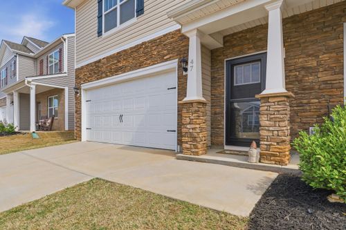 47 Oak Edge Ln, Greer, SC, 29651-5451 | Card Image