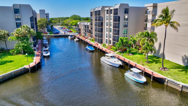 UNIT-202 - 16 Royal Palm Way, Condo with 2 bedrooms, 2 bathrooms and null parking in Boca Raton FL | Image 46