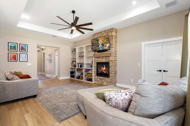 Living Room | Image 6