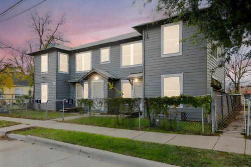 1906 Grainger St, Fort Worth, TX, 76110-1512 | Card Image