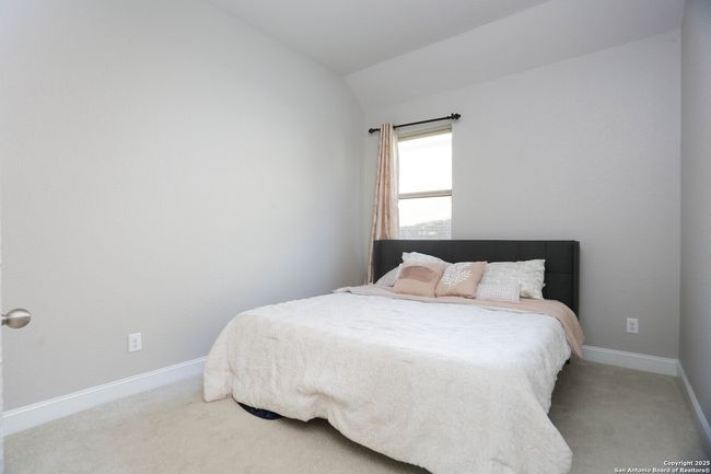 7927 Anza Run, House other with 4 bedrooms, 3 bathrooms and null parking in Boerne TX | Image 13