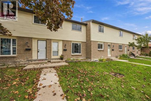 59-215 Trudeau Drive, Sarnia, ON, N7S4T5 | Card Image