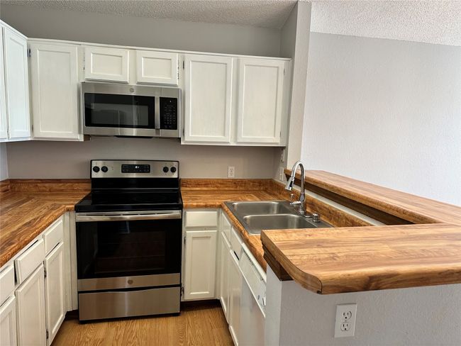 APT-625 - 6108 Abrams Rd, Condo with 2 bedrooms, 2 bathrooms and null parking in Dallas TX | Image 9