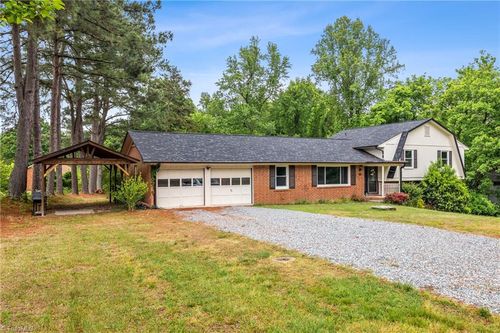 5217 Overlea Dr, Greensboro, NC, 27407-9706 | Card Image