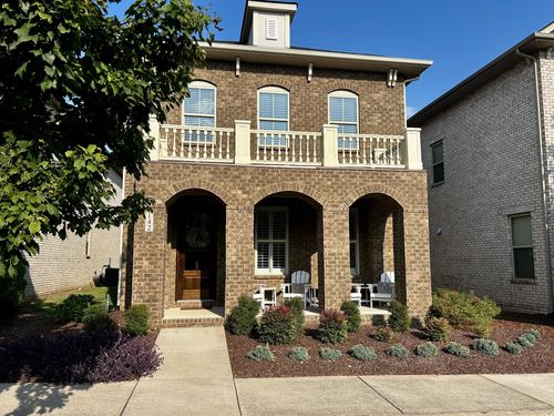 142 Benjamin Ln, Hendersonville, TN, 37075-2983 | Card Image