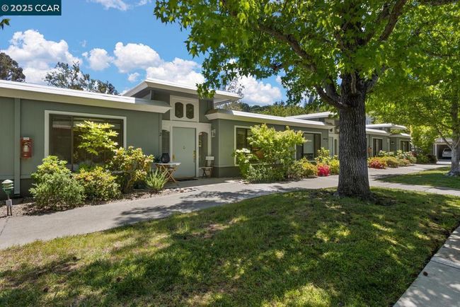 APT-2 - 1129 Leisure Ln, Condo with 2 bedrooms, 1 bathrooms and 1 parking in Walnut Creek CA | Image 28