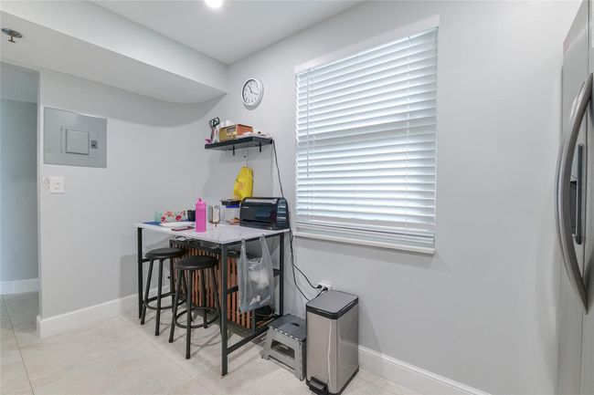 APT-708B - 3910 Inverrary Blvd, Condo with 3 bedrooms, 3 bathrooms and null parking in Lauderhill FL | Image 11