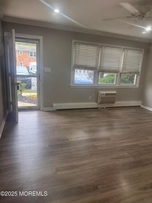 65-96 East Ave, Atlantic Highlands, NJ, 07716-1614 | Card Image