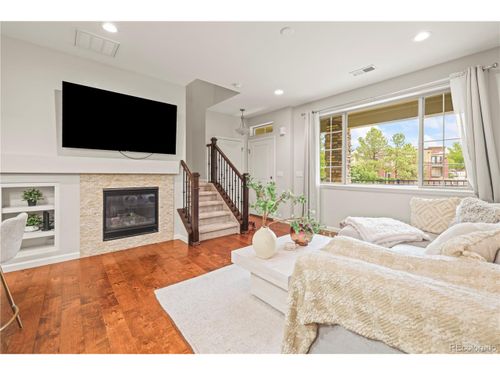 9071 E Phillips Dr, Centennial, CO, 80112-3584 | Card Image