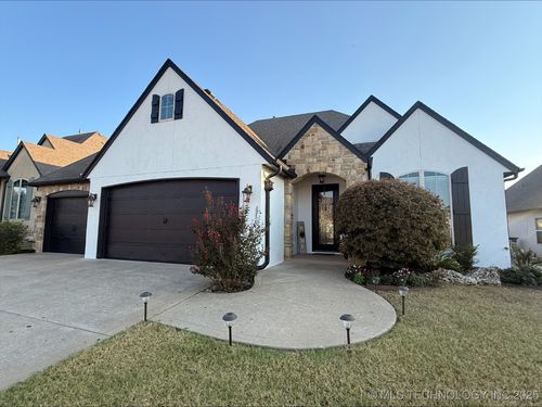 6032 144th St, Bixby, OK, 74008-4011 | Card Image