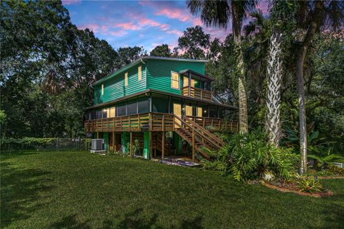8614 Hibiscus Dr, TEMPLE TERRACE, FL, 33637-1810 | Card Image