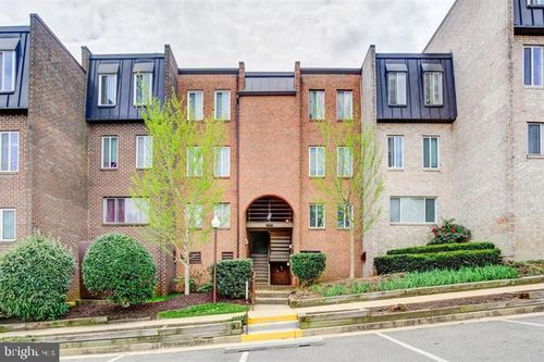 apt-t1-5009 7th Rd S, ARLINGTON, VA, 22204-2525 | Card Image
