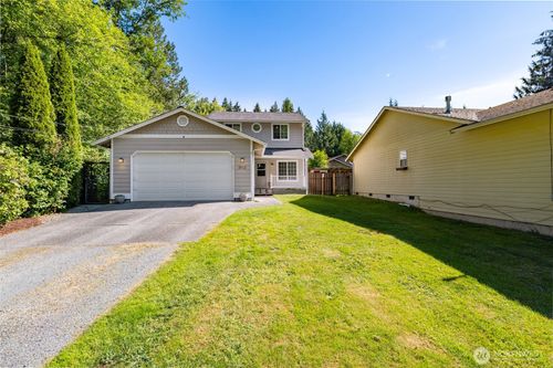 2912 Brook Ln, Sedro Woolley, WA, 98284-9531 | Card Image