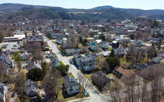 210 Winter St, Home with 0 bedrooms, 2 bathrooms and null parking in St. Johnsbury VT | Image 4