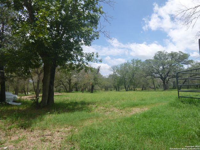 1125 Clear Lake Loop, House other with 1 bedrooms, 1 bathrooms and null parking in Poteet TX | Image 19