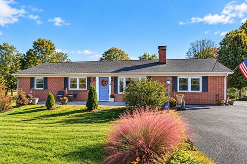 54 Lea Dr, Fishersville, VA, 22939-2228 | Card Image