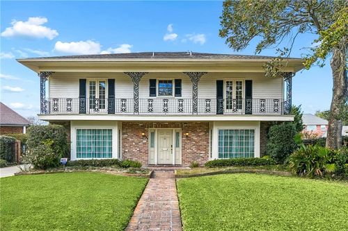 439 Amethyst St, New Orleans, LA, 70124-2611 | Card Image