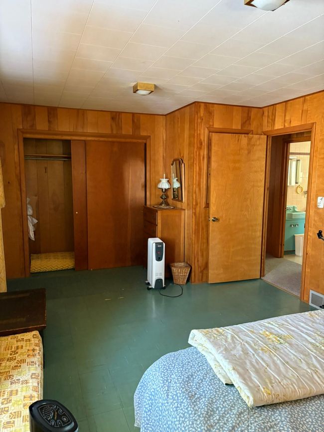 3292 W Sand Lake Ln, House other with 3 bedrooms, 2 bathrooms and null parking in Lac du Flambeau WI | Image 15