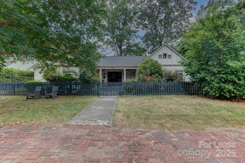 2020 Tippah Ave, Charlotte, NC, 28205-3053 | Card Image