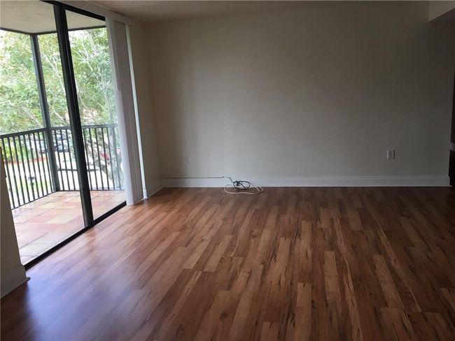 APT-301C - 5530 Nw 44 Th St, Condo with 2 bedrooms, 2 bathrooms and null parking in Lauderhill FL | Image 10