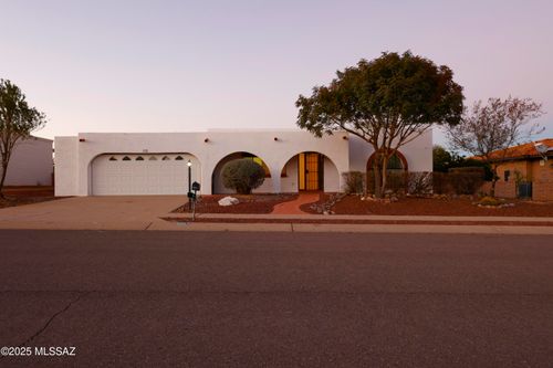 110 W Calle Melendrez, Green Valley, AZ, 85614 | Card Image