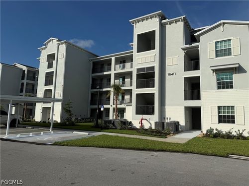 337-18411 Copperhead Ct N, Lehigh Acres, FL, 33936-7950 | Card Image