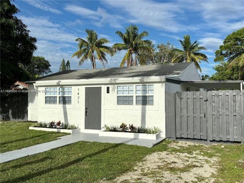 1421 Nw 1st Ave, Fort Lauderdale, FL, 33311-6037 | Card Image