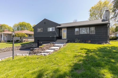 411 Brampton Dr, Syracuse, NY, 13214-1501 | Card Image