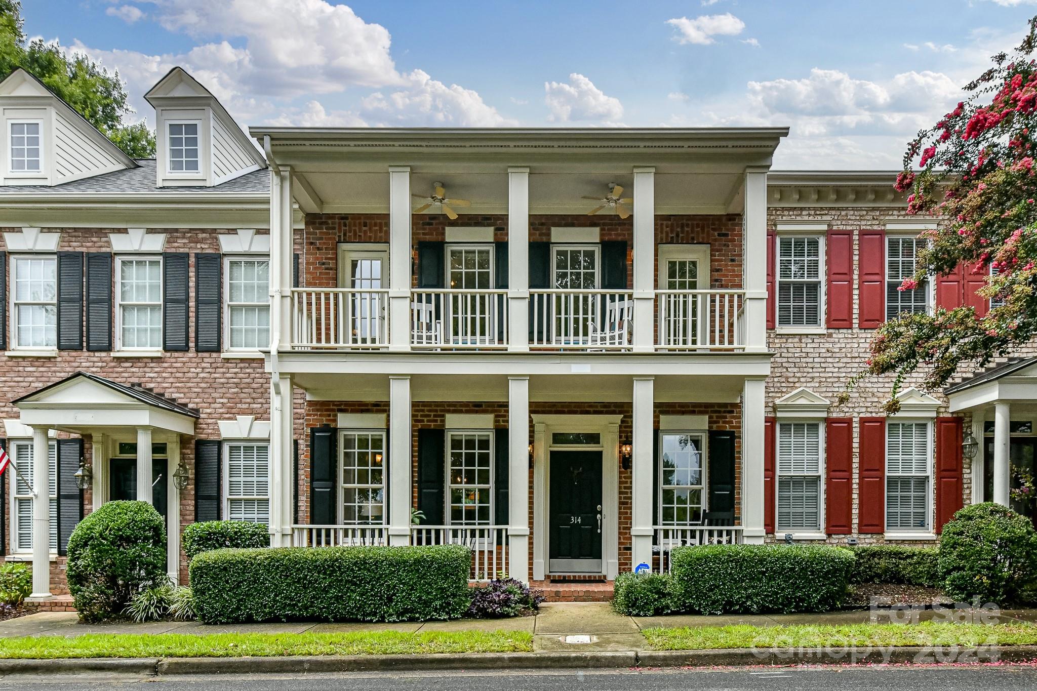 Caldwell Ln, Davidson, NC 28036