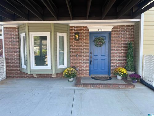 210 Park Pl, Oxford, AL, 36203-1973 | Card Image