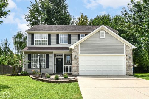 10043 Sanger Dr, Fishers, IN, 46038-8381 | Card Image