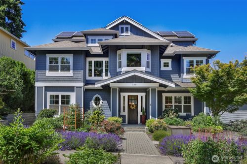 130 Ne 64th St, Seattle, WA, 98115-6547 | Card Image