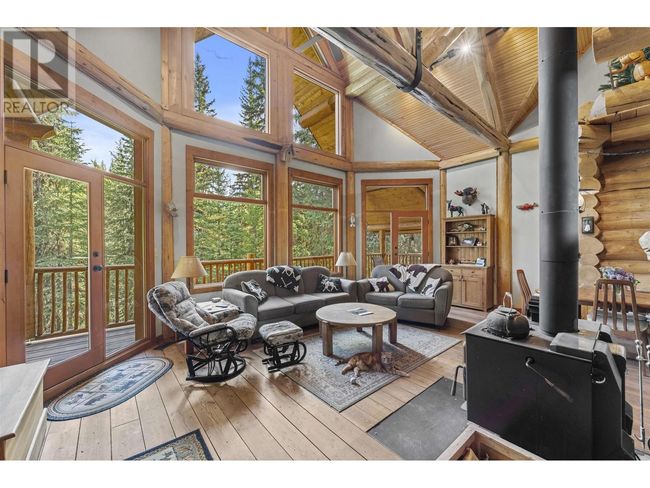 7445 Shertinlib Rd, House other with 2 bedrooms, 3 bathrooms and null parking in Lone Butte BC | Image 11
