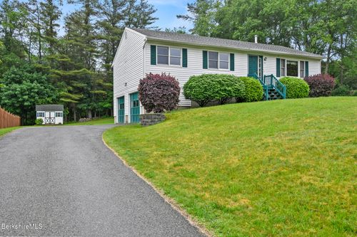 34 Hazelwood Ct, Dalton, MA, 01226-1904 | Card Image
