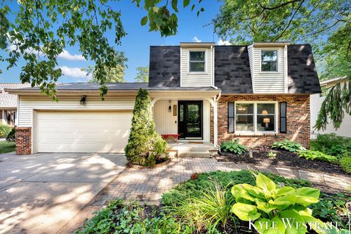1317 Richwood Dr, Grand Rapids, MI, 49508-3544 | Card Image