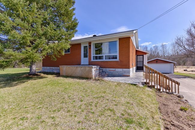 285 Foymount Rd, House other with 2 bedrooms, 1 bathrooms and 4 parking in Eganville ON | Image 36