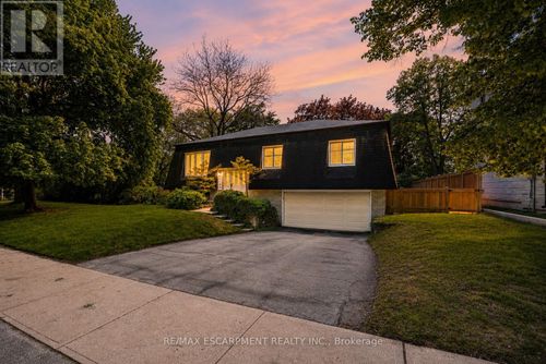 2198 Devon Road, Oakville (FD Ford), ON, L6J5M2 | Card Image