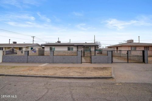 5316 Saxon Dr, El Paso, TX, 79924-3336 | Card Image