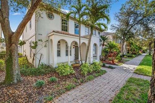 3518 Zanzibar Way, NAPLES, FL, 34119-1618 | Card Image