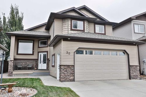 30 Riverview Cres W, Lethbridge, AB, T1K5E7 | Card Image