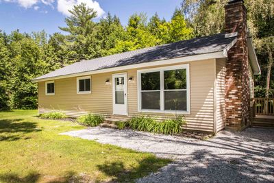 812 Middle Road, House other with 2 bedrooms, 2 bathrooms and null parking in Clarendon VT | Image 2