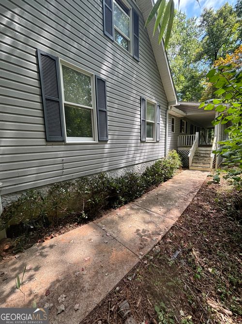 623 Deerfield Dr, Clayton, GA, 30525-5810 | Card Image