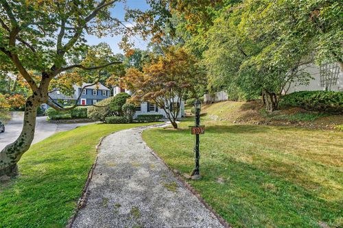 80 Wilson Ave, Valhalla, NY, 10595-2029 | Card Image