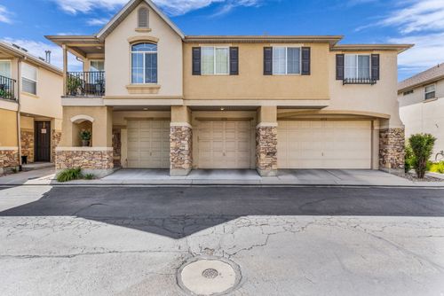6776 Harbonne Ln, West Jordan, UT, 84084-1942 | Card Image