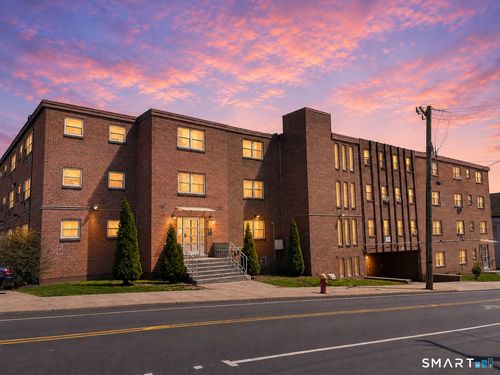 d27-32 Cook Ave, Meriden, CT, 06451-4150 | Card Image