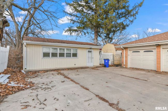 702 W Pershing Rd, House other with 3 bedrooms, 2 bathrooms and null parking in Decatur IL | Image 30