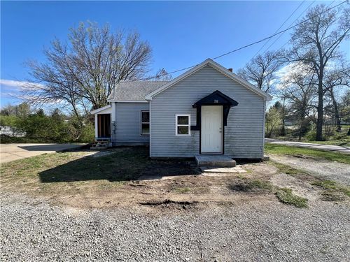 700 E Marion St, Newton, IL, 62448-1447 | Card Image