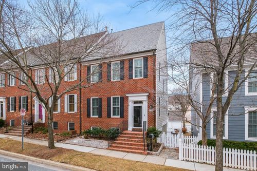 220 Thaxton St, GAITHERSBURG, MD, 20878-5725 | Card Image